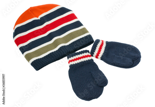 Boy's cap with mittens