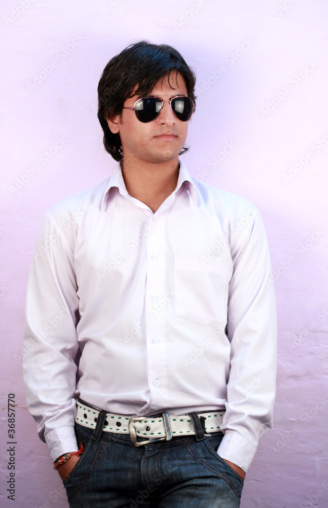Fototapeta premium yong indian male model wearing glasses