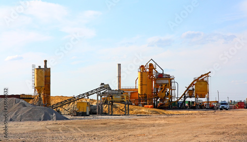 Plant for the production of concrete