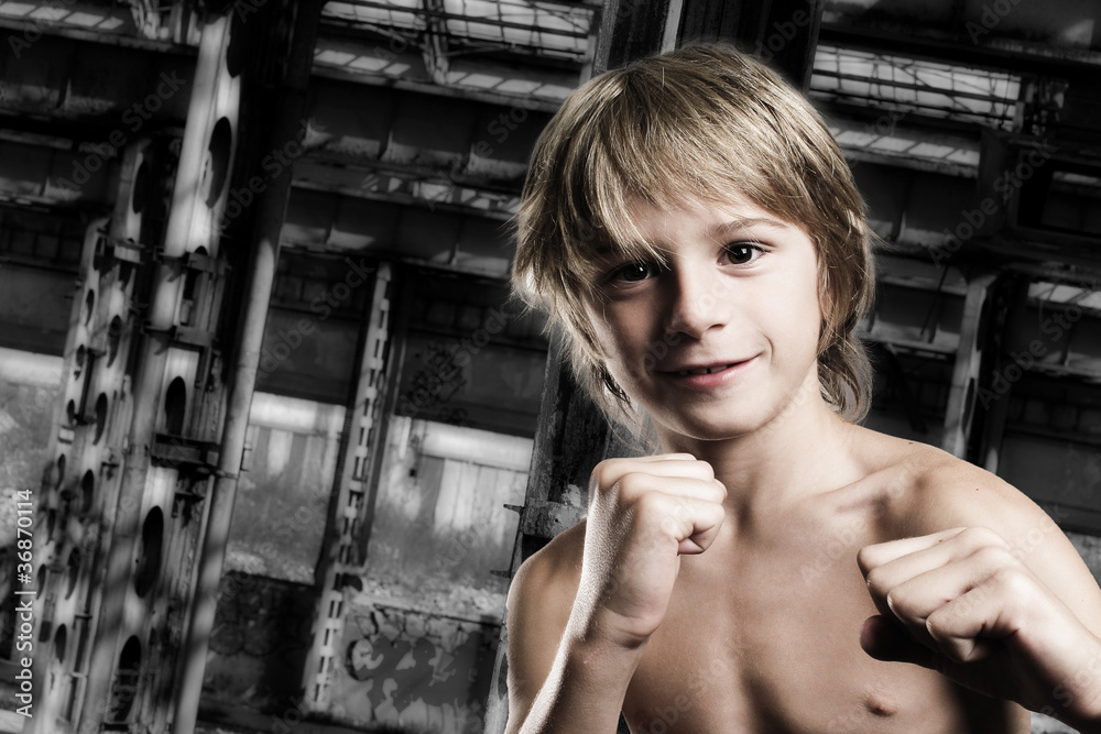 Fototapeta premium underground demolition boy