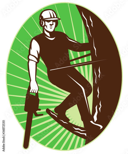 arborist tree trimmer pruner cutter with chainsaw