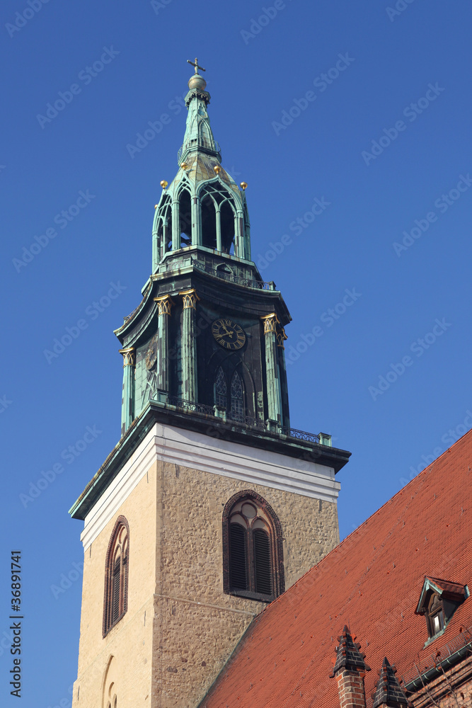 Fototapeta premium Turm der St. Marienkirche in Berlin