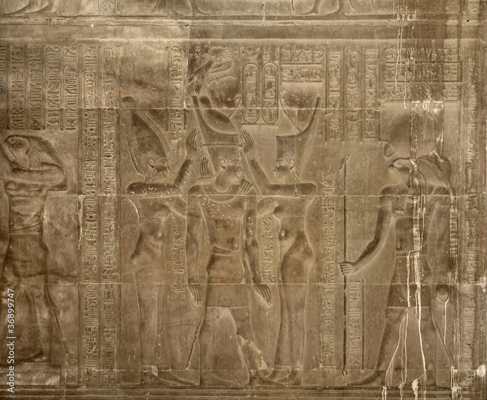 Fototapeta premium ancient relief at the Temple of Kom Ombo