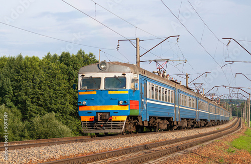Suburban train in Belarus © Leonid Andronov