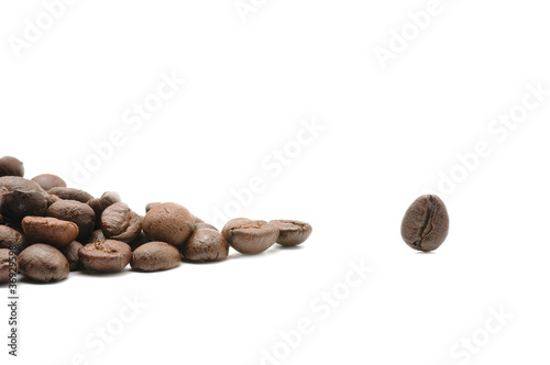 Chicco di caffe solitario /Coffee bean lone