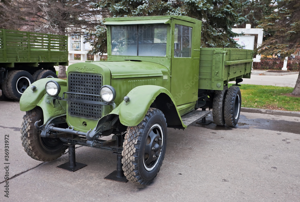 Soviet truck UralZIS-5