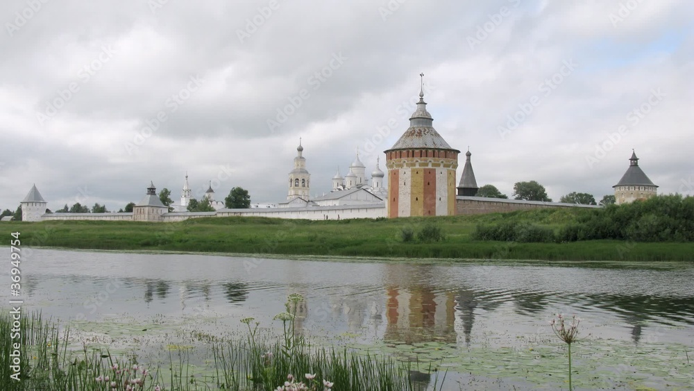 Calm river in front of Spaso Prilutskij monastery, time lapse Calm river in front of Spaso Prilutskij monastery, time lapse