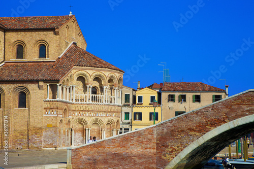 italie, venise : murano, église ss maria donato, pont