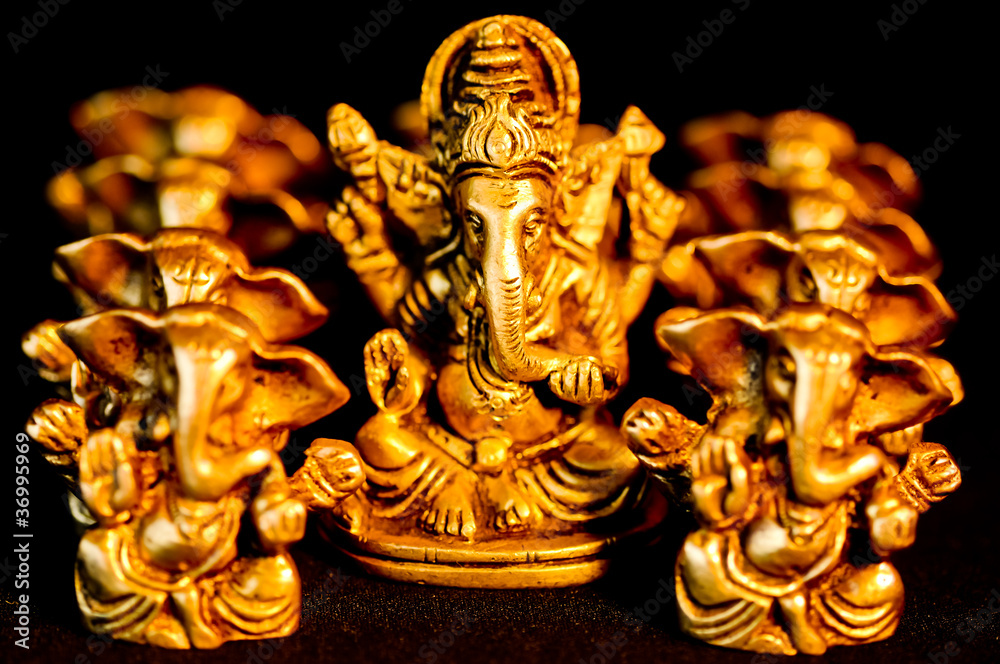 Obraz premium Ganesha amongst nine Ganesha's