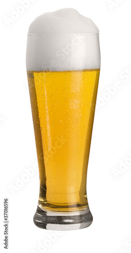 glass of wheat beer photo
