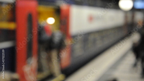 Wallpaper Mural Am Bahnhof Torontodigital.ca