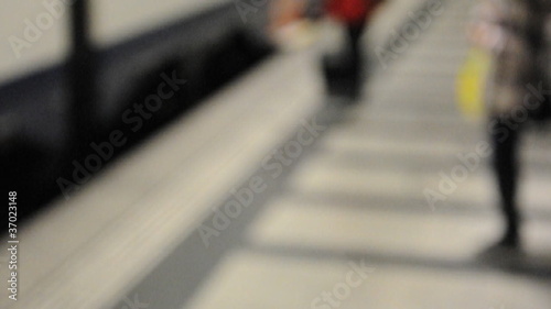 Wallpaper Mural Am Bahnhof Torontodigital.ca