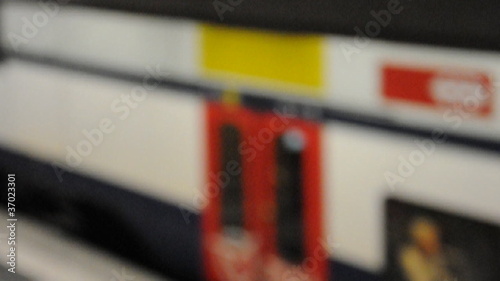 Wallpaper Mural Am Bahnhof Torontodigital.ca