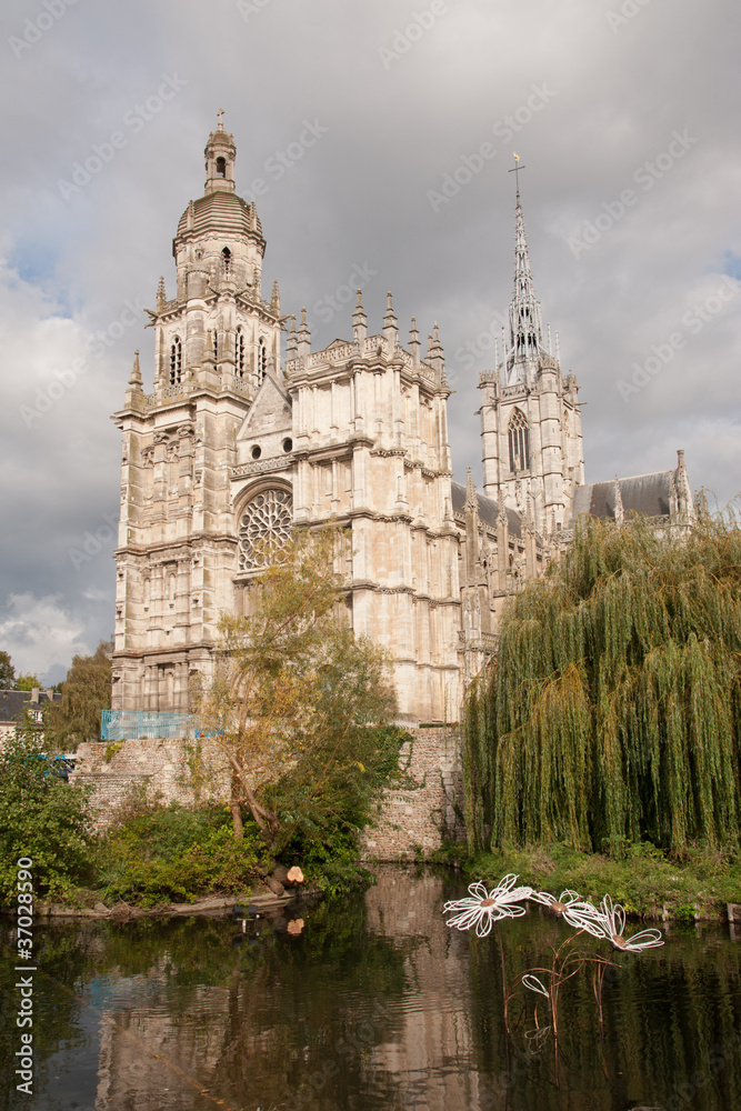 Obraz premium Gothic Notre Dame cathedral in Evreux, Normandy