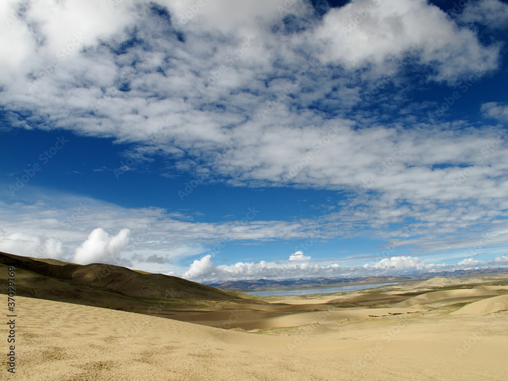 dunes in Tibet