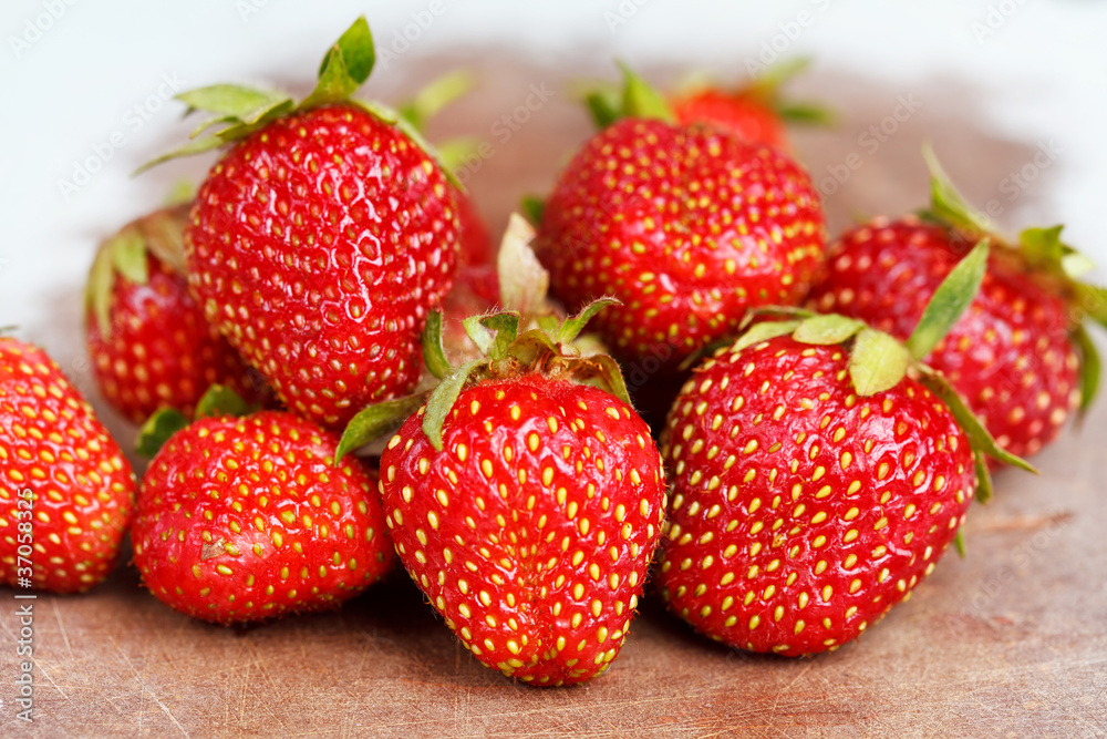fresh strawberries fresh strawberries