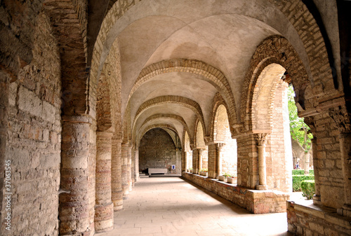 Tournus - Borgognsa, chiostro cattedrale