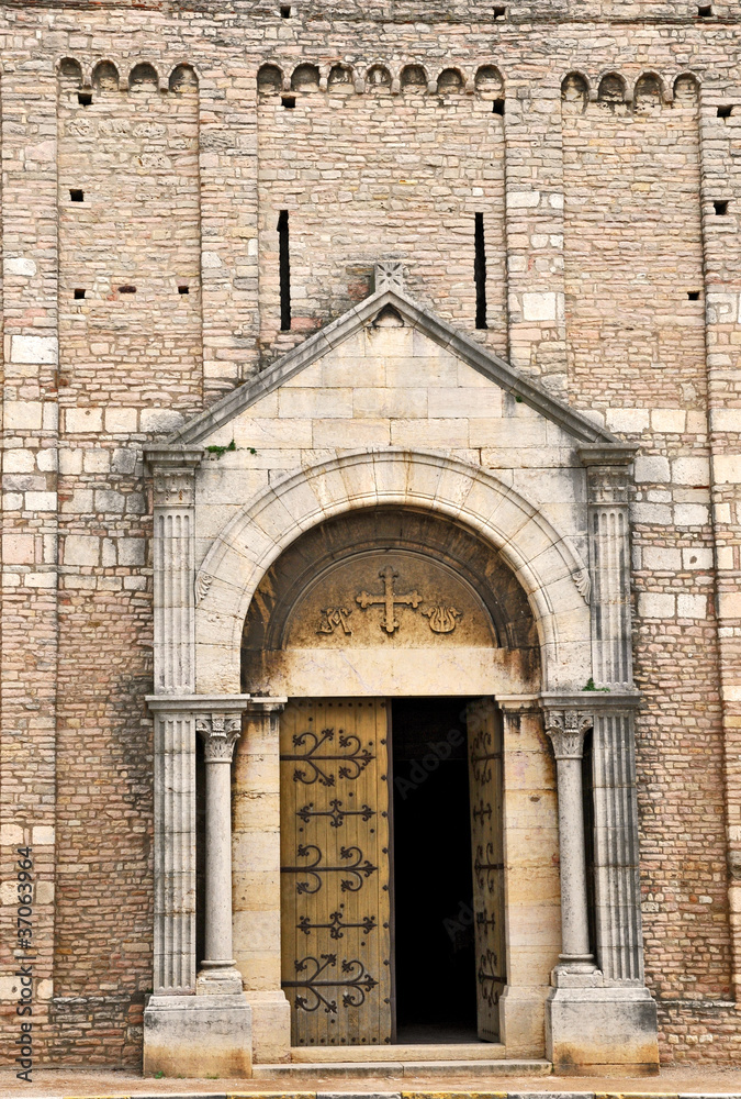 Tournus - Borgognsa, portale romanico