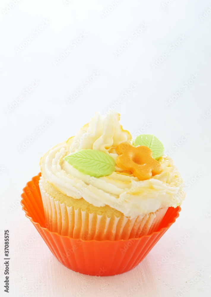 Vanilla cupcake with buttercream icing Vanilla cupcake with buttercream icing