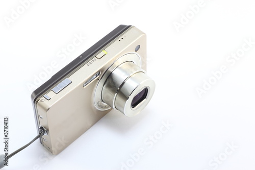 コンパクトデジタルカメラ