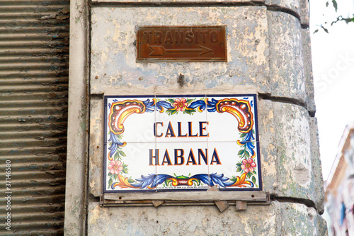 Sign on old Havana wall, Cuba