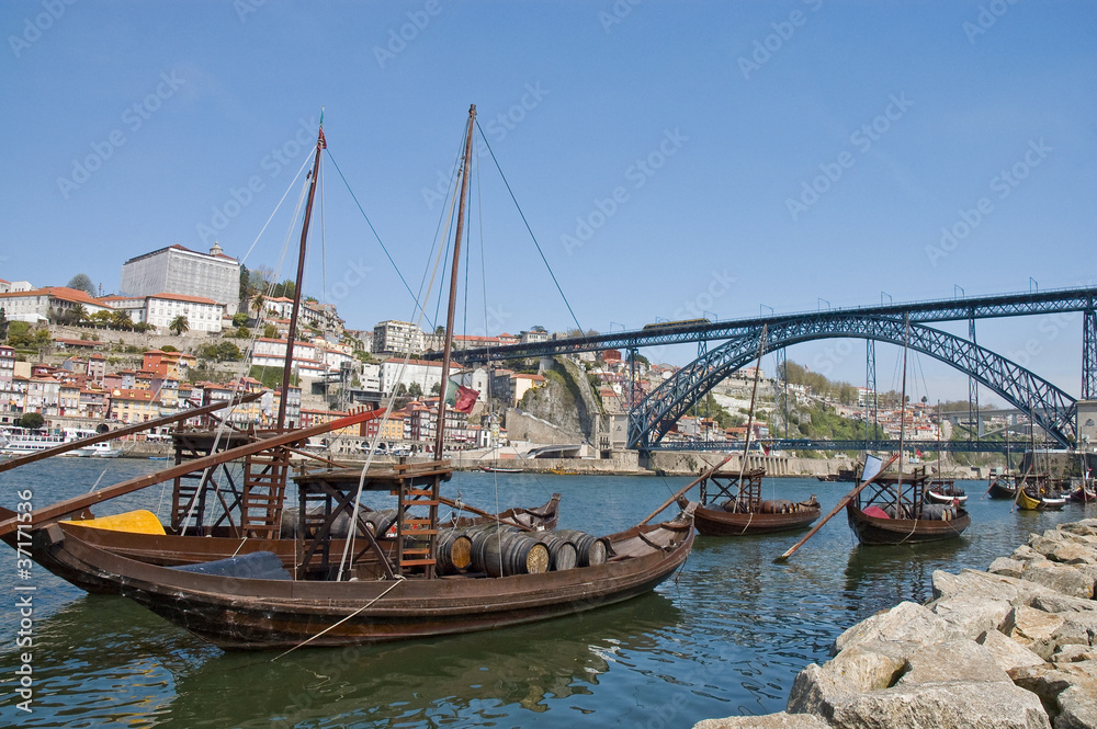 Luis I bridge at Porto, Portugal