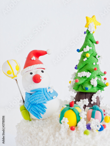 Snowmen on a cold winter with snowflake - Christmas decoration.