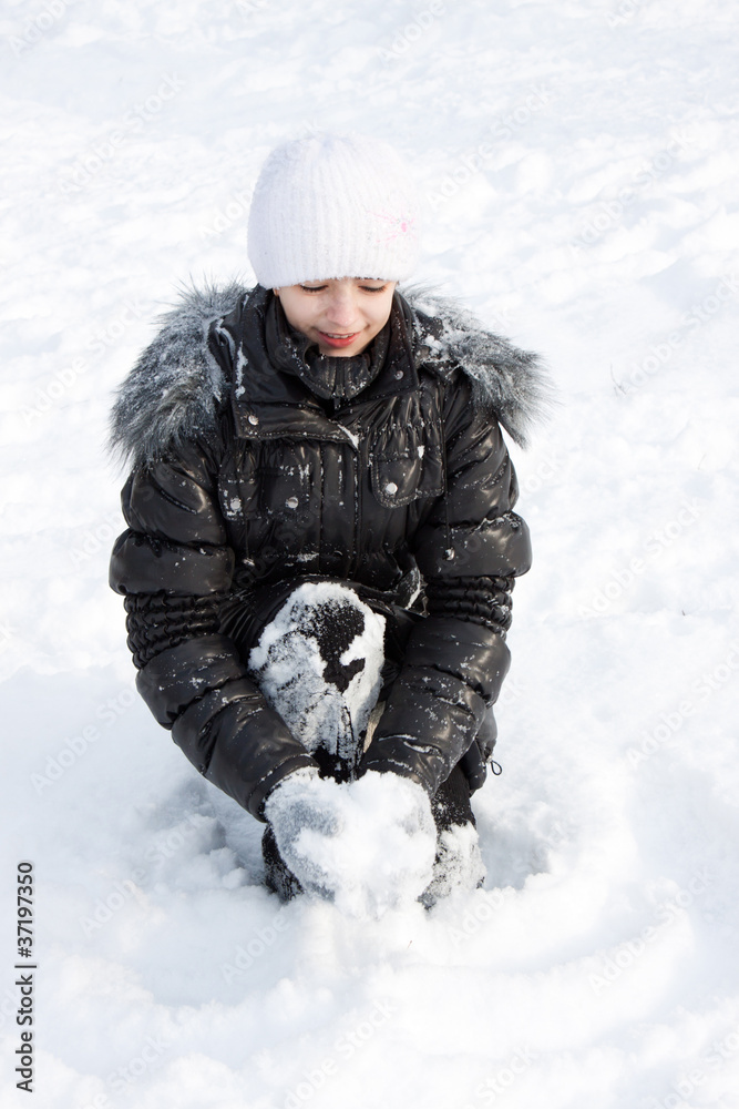 © Natalya Antoshchenko - Beautiful girl in snow.