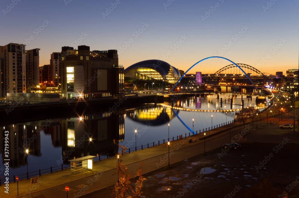 River Tyne at night