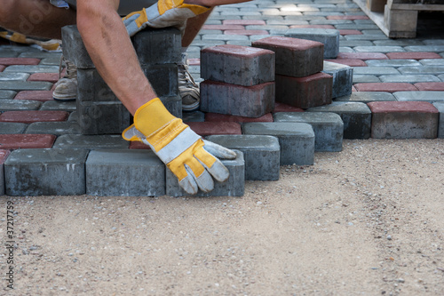 Pavers hands photo