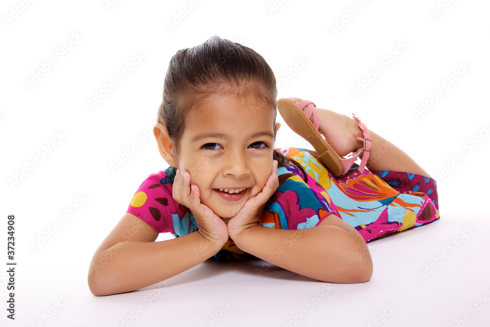 jolie jeune fille souriante sur fond blanc jolie jeune fille souriante sur fond blanc