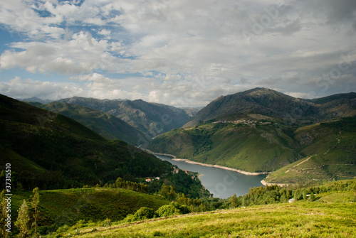 vale e rio em portugal