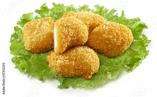 Nuggets on the lettuce