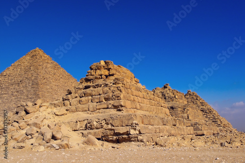 Three pyramids of the queens and pyramid of Menkaure