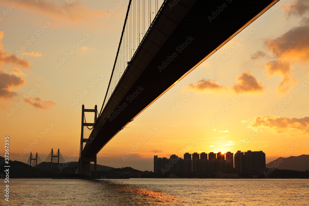 Obraz premium tsing ma bridge