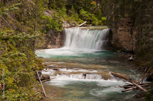 Fototapeta Naklejka Na Ścianę i Meble -  Horizontal waterfall