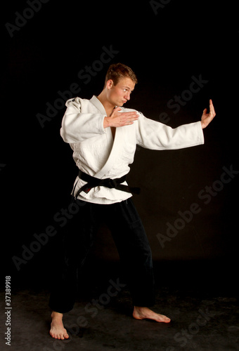 Karate Frau © W. Heiber Fotostudio
