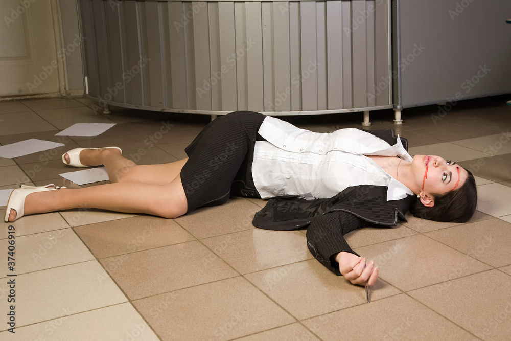 связанные женщины в офисе. связанные девушки в офисе. связанная девушка в офисе. связать в офисе девушку. связать в офисе девушку.