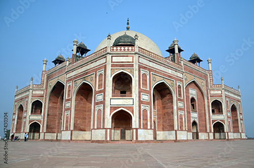 Humayun's Tomb in Delhi,India © suronin