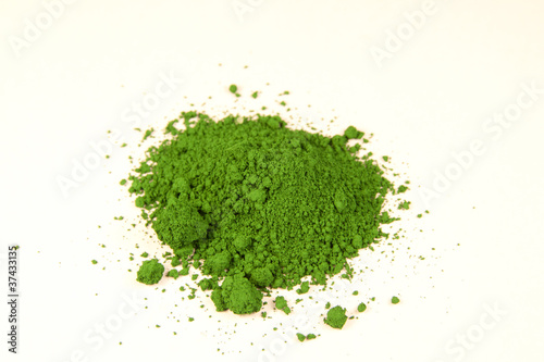 chrome green pigment