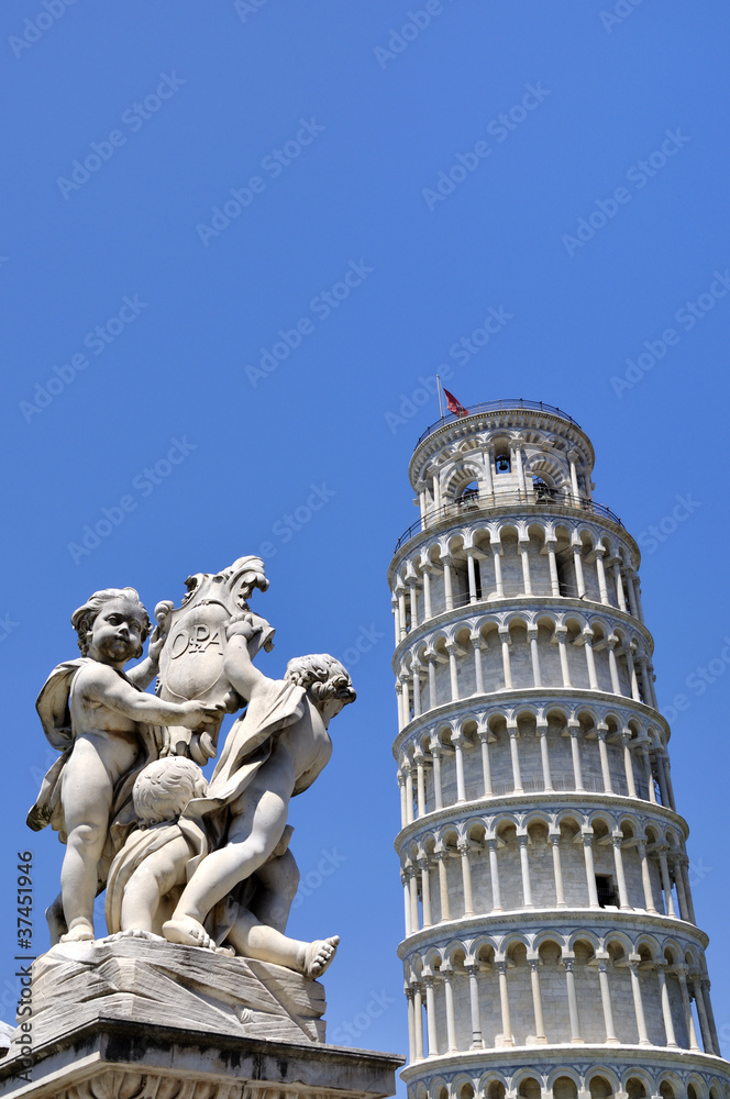 Leaning tower of Pisa and statue
