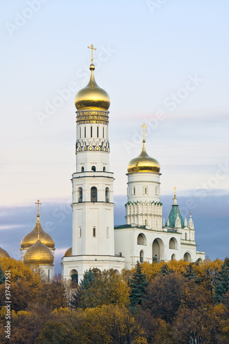 Canvas Print The Ivan the Great Bell Tower in Moscow Kremlin at dawn