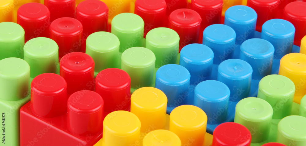 Plastic building blocks