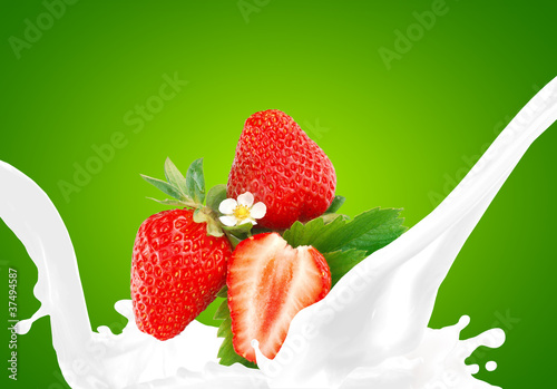 Splashing milk with strawberry