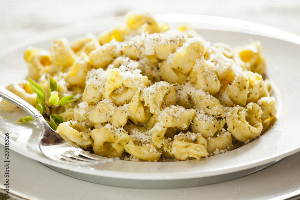Tortellini with Basil and Cheese Tortellini with Basil and Cheese