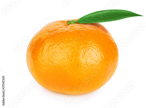Fresh tangerine with leaves