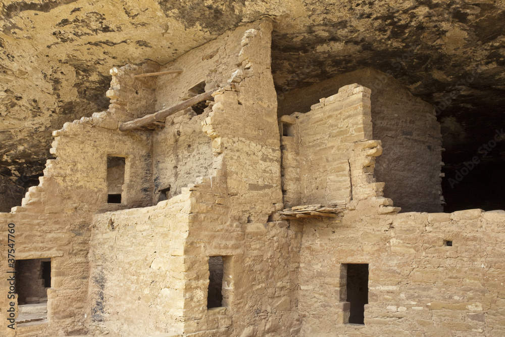 Native american cliff dwelling