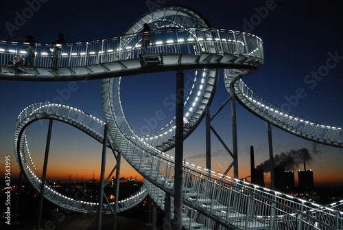 Tiger & Turtle - Magic Mountain