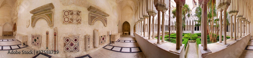 Amalfi, chiostro del Duomo a 360° photo