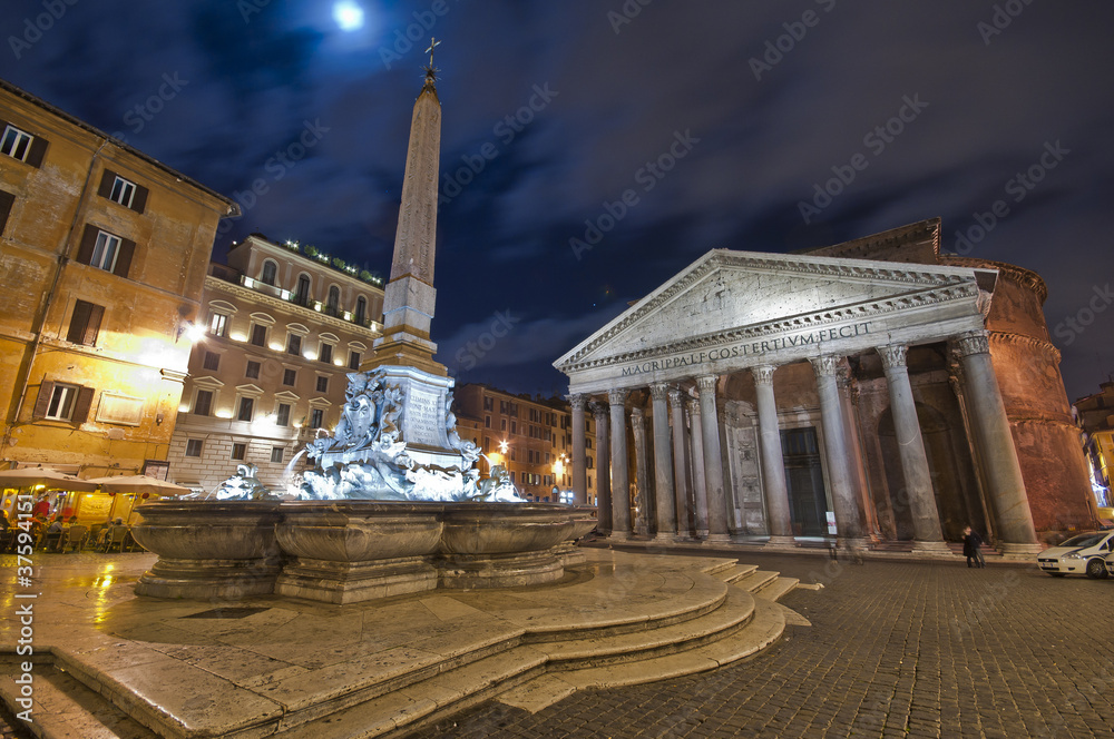 Obraz premium Pantheon Roma piazza